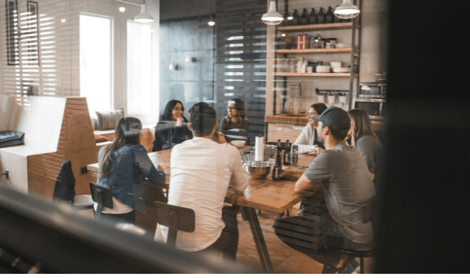 無形商材 営業 業界